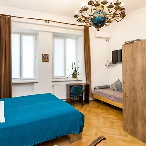 https://mashos-apartment.alltbilisihotels.com
